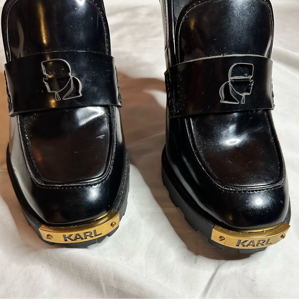 Karl Lagerfeld Loafer Heels. Size 11. Never worn.